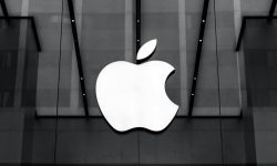 Apple atinge un nou RECORD. Câte iPhone-uri active sunt în lume