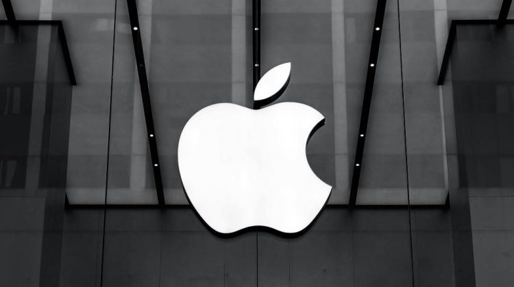 Apple atinge un nou RECORD. Câte iPhone-uri active sunt în lume