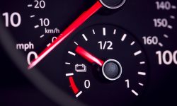 Nouă state membre UE cer un dead-line pentru interzicerea vânzărilor de mașini pe benzină şi motorină