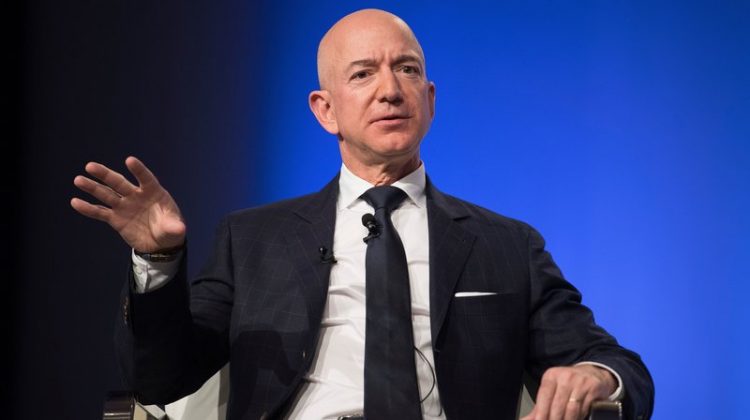 Jeff Bezos a ales un nou CEO pentru Earth Fund. Sarcina lui va fi să cheltuie 10 miliarde de dolari până în 2030