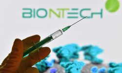 Acțiunile companiei BioNTech au crescut cu 200% de la izbucnirea pandemiei. Cât încasează producătorii de vaccin