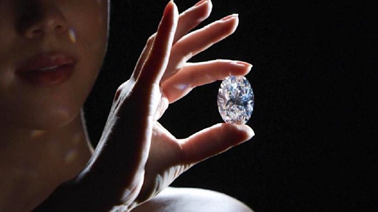 Cele mai frumoase diamante din  lume în 2020. Nestematele sunt atât de scumpe încât nu le-au putut oferi un preț (FOTO)