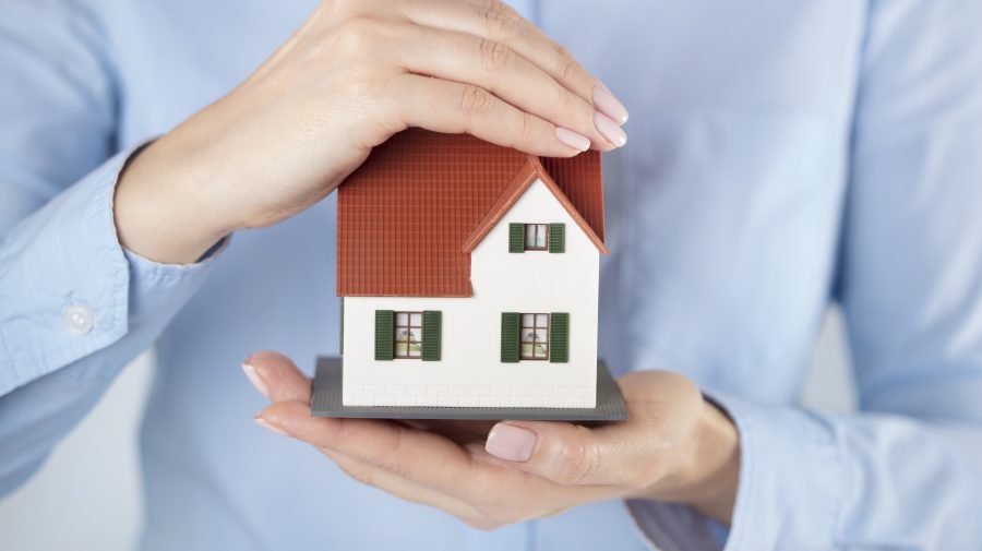 Care sunt etapele pe care trebuie să le parcurgi când îți cumperi o casă? Tot ce trebuie să știi