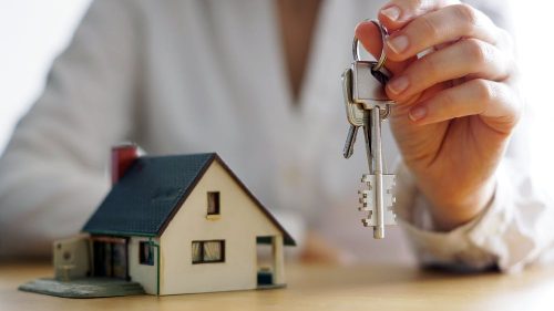 Lege nouă pentru ipoteci: Dobânzile, limitate la 25%, iar creditele „din impuls” pot fi blocate