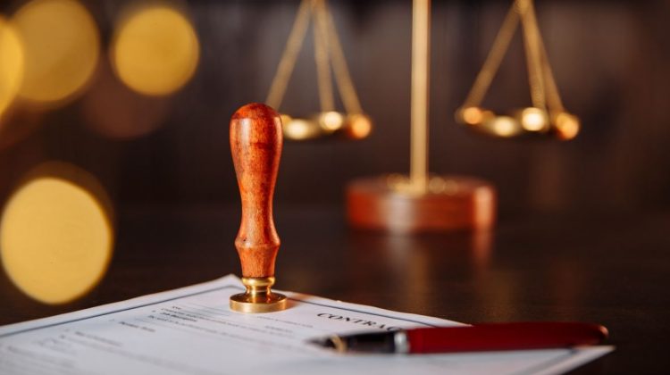 Normele privind impozitarea notarilor – constituționale. Decizia Curții Constituționale