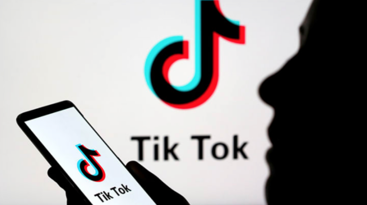 CEO-ul TikTok demisionează din funcție și trece la un alt rol. Cine îi va lua locul