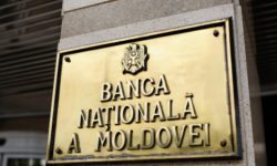 Încă 20 de zile de arest preventiv pentru un șef de la Banca Națională