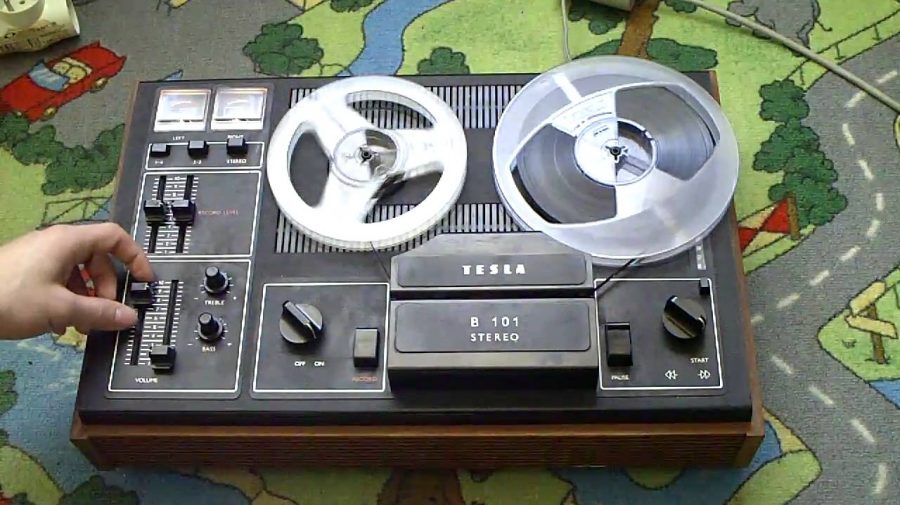 8 magnetofoane sovietice din anii 1980. Când casetele erau compacte (FOTO)