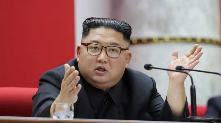 În Coreea de Nord, un kg de banane a ajuns la 45 $, iar orezul, dublu față de China. Declarațiile lui Kim Jong-un