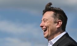 Elon Musk vrea să devină cel mai tare homeless din lume. Miliardarul intenţionează să rămână fără nicio proprietate