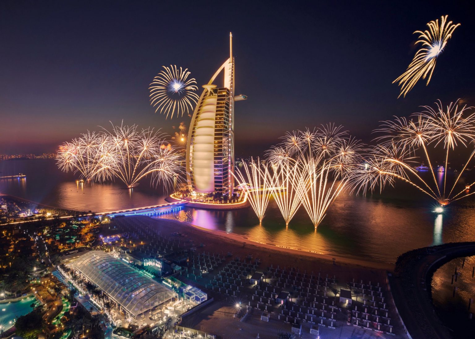 (FOTO) TOP 10 dintre cele mai faimoase clădiri din Dubai de la Burj