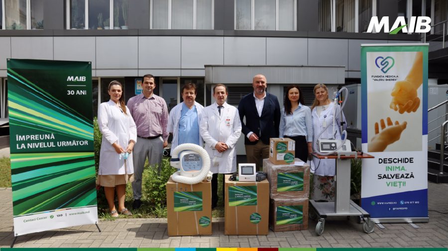 30 de ani de responsabilitate: MAIB donează dispozitive medicale de un milion de lei Institutului de Medicină Urgentă
