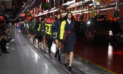 (FOTO) Ferrari s-a lansat în fashion și a prezentat prima colecție vestimentară. Cum arată și care sunt prețurile