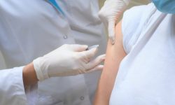 Cei vaccinați cu prima doză în străinătate nu vor primi un certificat unic la administrarea rapelului în Moldova