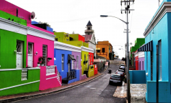 Lumea în culori: 13 dintre cele mai „pictate” străzi din lume (FOTO)