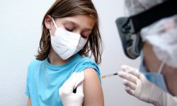 Pfizer începe să testeze vaccinul pentru copiii sub 12 ani. Doza va fi mai mică decât cea pentru adulți