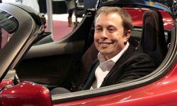 Elon Musk a anunţat anularea lansării celui mai scump model de sedan. Oare se confruntă Tesla cu probleme?