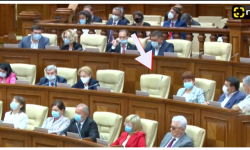 (FOTO) Igor Dodon a chiulit de la prima ședință a Parlamentului. Nu a fost observat în sala Legislativului