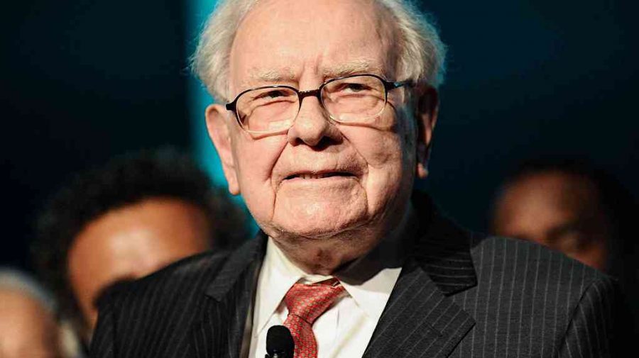 Warren Buffett: cum să știi dacă ești un om de succes? (dacă nu ai asta, viața ta e un „dezastru”)