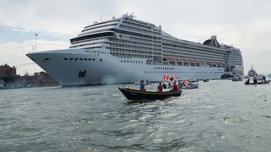 Marile nave de croazieră, interzise în centrul Veneției din august! Cum pun în pericol lagunele venețiene
