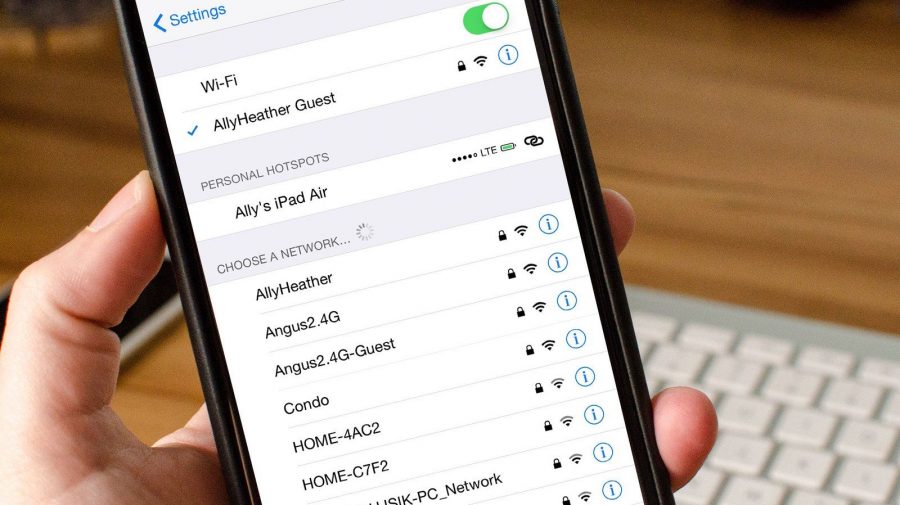 Atenție, utilizatori de iPhone-uri! Reţelele Wi-Fi îţi pot strica smartphone-ul: descoperirea experţilor