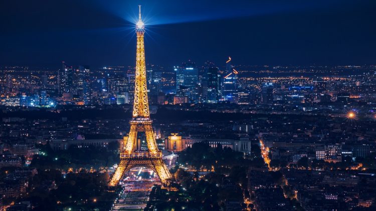 Vești bune pentru turiști, s-a redeschis Turnul Eiffel. Ce reguli trebuie să respecte vizitatorii