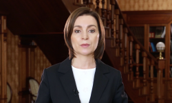 (VIDEO) Președintele Maia Sandu îndeamnă cetățenii să iasă la vot pe 11 iulie: Să scoatem țara din strânsoarea hoților