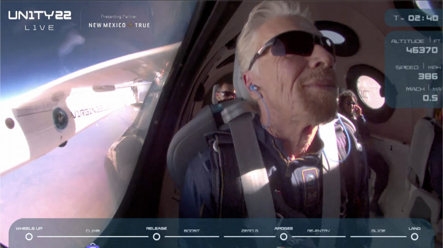 11 iulie 18:40: Richard Branson și echipajul său au revenit pe Pământ după un zbor cu succes la limita spațiului cosmic
