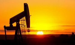 Prețurile petrolului au crescut joi cu peste 2% după ce au apărut informații că Germania renunță la țițeiul rusesc