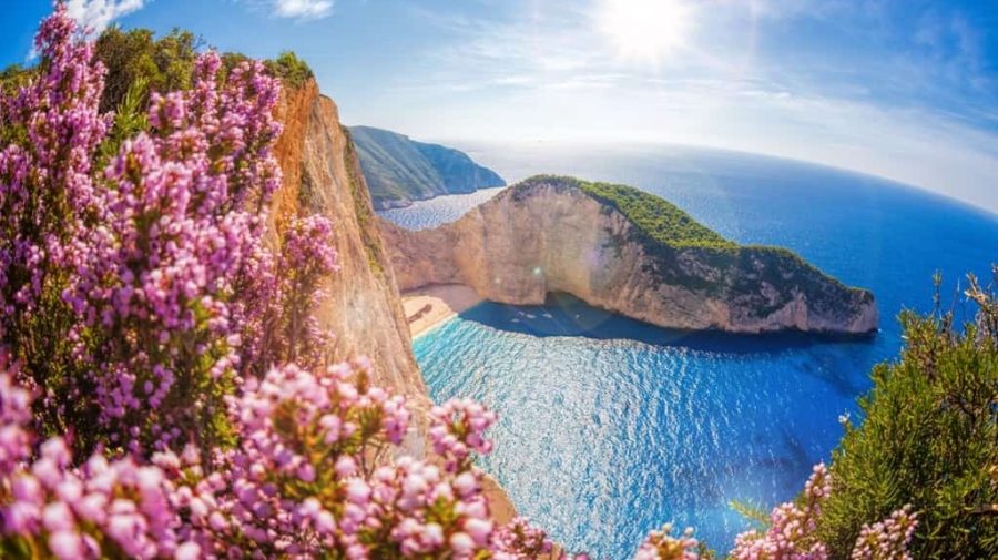 Patru turiști italieni au fost amendați cu câte 5.000 de euro pentru încălcarea carantinei în Grecia