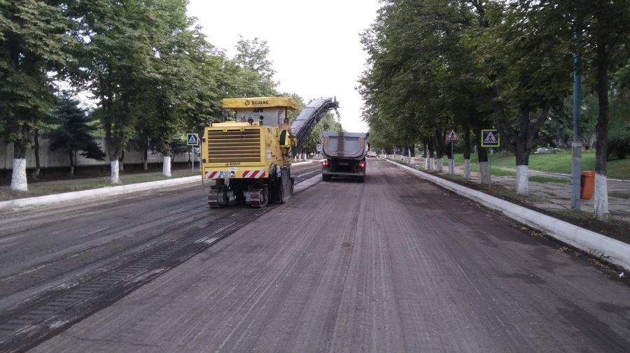 INFOGRAFICE Havuz pietonal și drumuri reparate – Centrul municipiului Ungheni se renovează! Cum decurg lucrările