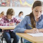 Educația în fața unui șoc demografic! Până în 2040, școlile din Moldova ar putea pierde 30% dintre elevi