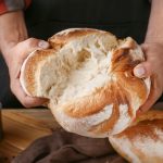 Pâinea de 60 de dolari face furori la New York. Oamenii stau la coadă să o cumpere