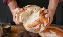 Consumatorii de pâine vor înghiţi costul războiului dintre Rusia şi Ucraina
