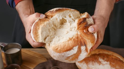 Pâinea de 60 de dolari face furori la New York. Oamenii stau la coadă să o cumpere