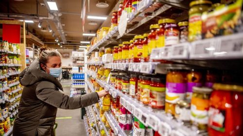 Ministrul Economiei taie elanul ideii de 50% produse locale pe raft: Nu este legal și nu este economie de piață