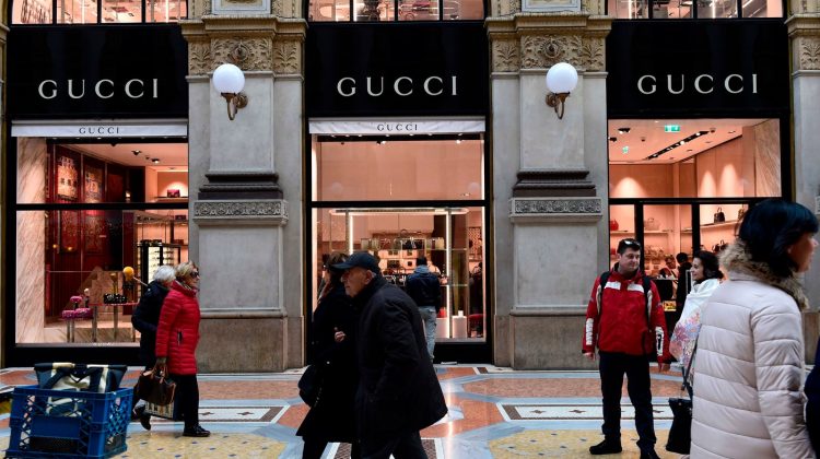 Gigantul din moda de lux Gucci deţine o fabrică în România! În 2020, are afaceri de aproape 20 de milioane de euro