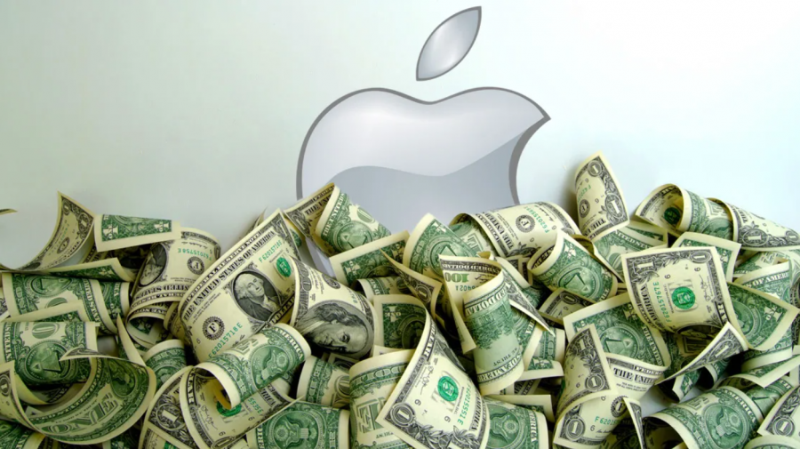 Acţiunile Apple, la noi maxime istorice. O unitate se tranzacționează cu prețul de 152,12 dolari