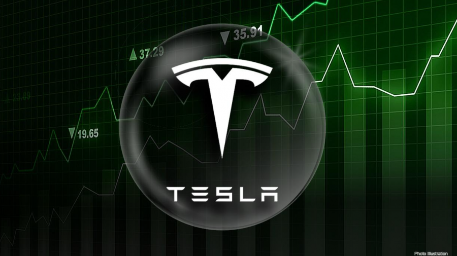 ARK Invest, al celebrei investitoare Cathie Wood, vinde acţiuni Tesla în valoare de 110 milioane de dolari. MOTIVUL