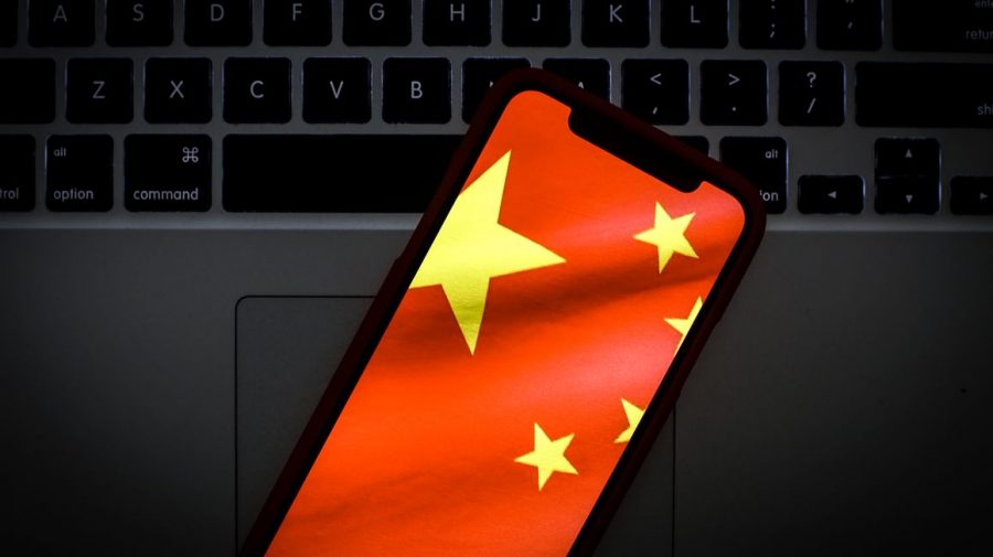 Marea bătălie dintre China și Internet. Beijingul vrea „civilizarea” spațiului online, considerat prea „haotic”