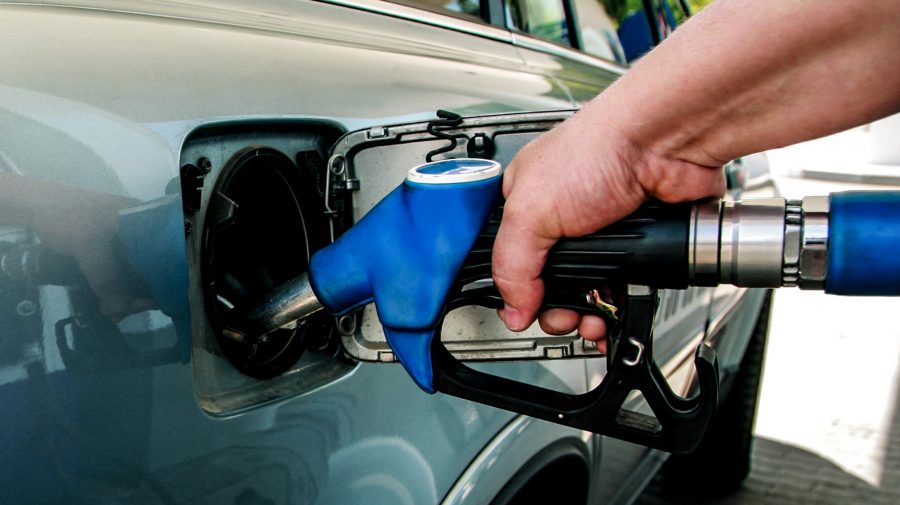 Atenție, șoferi: benzina costă cu 6 bani mai mult decât ieri și motorina – cu 7! Prețurile pentru astăzi, 17 sepembrie