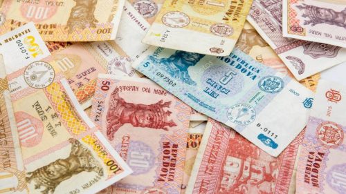 Asigurările sociale înoată în bani, dar deficitul rămâne