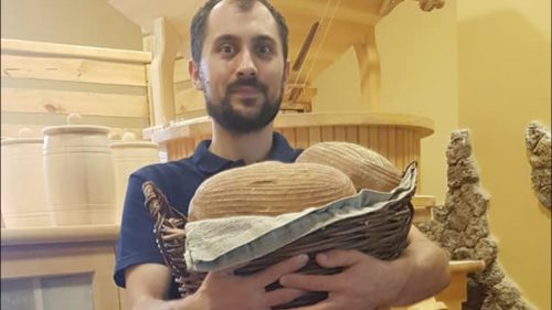 Chișinăul mănâncă mai multă pâine și mai puțină carne față de locutorii din UE