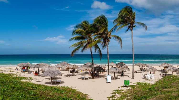 Se redeschid plajele din Havana. Când va fi permis accesul turiștilor străini