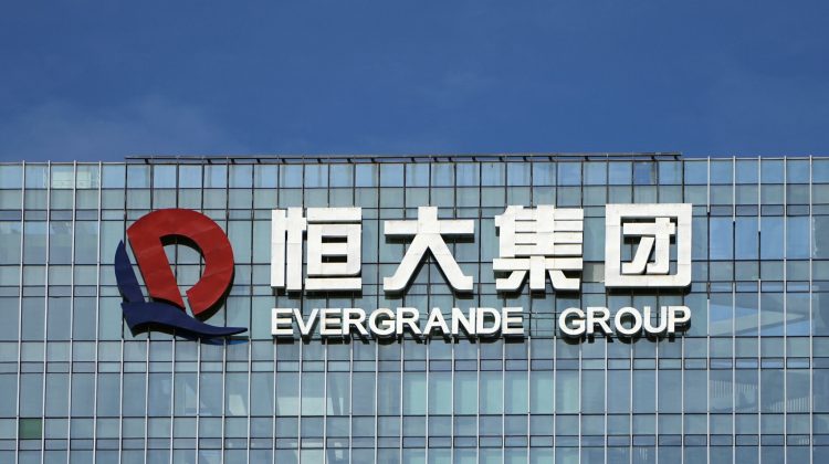 Undă de şoc în în lumea imobiliarelor: Gigantul imobiliar chinez Evergrande a depus cererea de insolvență în SUA