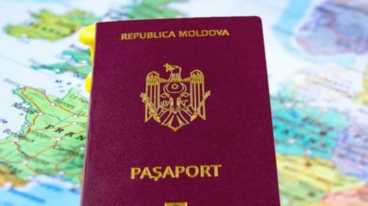 Moldovenii nu mai pot călători în Italia nici măcar cu vaccin. Republica Moldova a fost exclusă din „lista D”