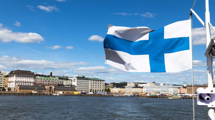 O insulă din Finlanda cere turiștilor să renunțe la telefoane