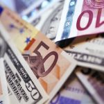 Populația a salvat piața valutară! Aproape toată cererea companiilor a fost acoperită din banii oamenilor