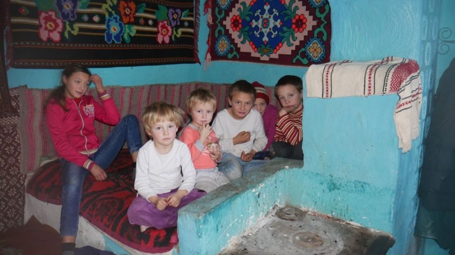 Trist, dar adevărat. Copii moldoveni, printre cei mai săraci europeni