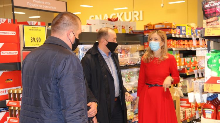 Ministrul Viorel Gherciu în discuții cu rețele de magazine din țară. Vrea să susțină producătorii locali